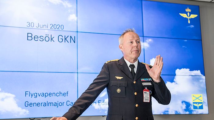 Flygvapenchefen Generalmajor Carl-Johan Edström höll ett intressant föredrag vid sitt besök på GKN Aerospace Sweden i Trollhättan.