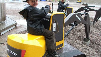 Volvo lanserade eldriven grävmaskin på Swecondagarna 2009 i Eskilstuna