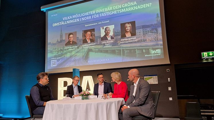 David Sundström, Lindbäcks, Susanne Olofsson, Norrlandsfonden, Kristina Alvendal, industrisamordnare och Janus Brandin, regional utvecklingsdirektör deltog i panelsamtalet om fastighetsinvesteringar i norr.