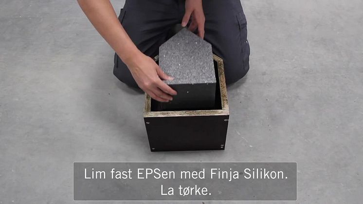 Attraktiv fuglekasse i betong
