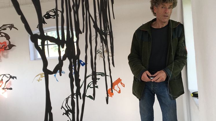 Bengt Håbro i sin ateljé