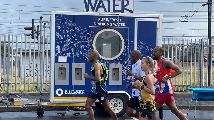 Bluewater refill stations were on hand to help Cape Town Marathon elite and social runners stay properly hydrated, vital for performance even when the weather is wet and chilly