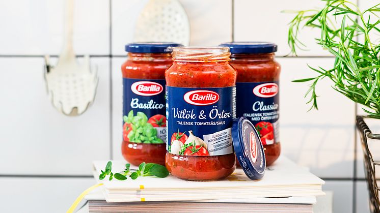 Ett urval av Barilla pastasåser. Vitlök & Örter, Classico och Basilico.