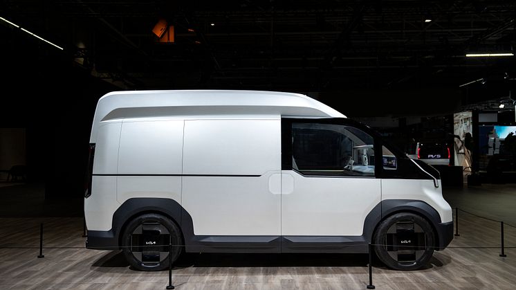 kia-pbv-pv5-hr-iaa-24-static-highres002.jpg