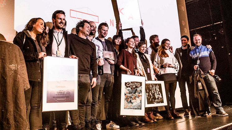Vinnerne fra 2016 samlet på scenen på Parkteatret i Oslo under fjorårets by:Larm.