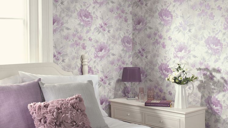 Härlig vårkollektion med blommiga tapeter från InTrade