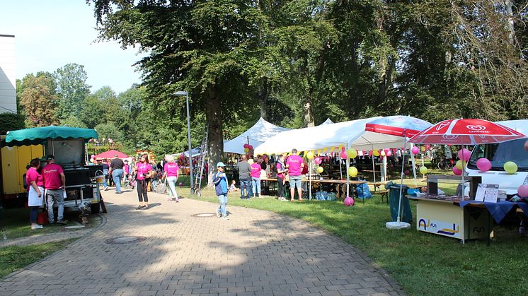 Tag der offenen Tür im Kinderhospiz: Bärenherz-Familienfest lockt mehr als 1.500 Besucher in den Kees’schen Park