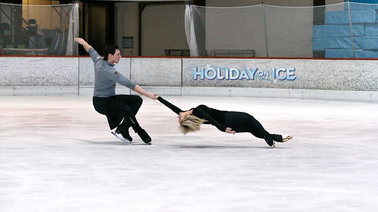 Aljona Savchenko und Bruno Massot: Comeback-Training für HOLIDAY ON ICE