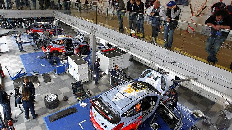 Hyundai service