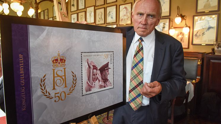 Markerer kongeparets gullbryllup med eminent frimerkekunst