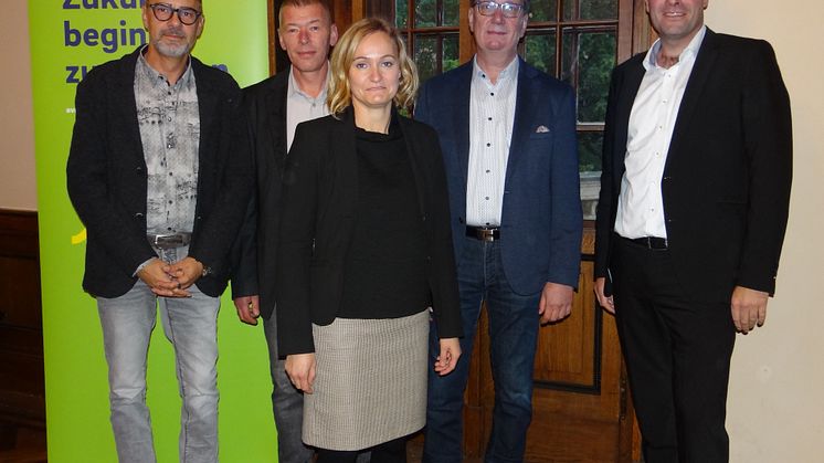 Wohnungsunternehmen und Avacon Natur schließen Wärmeliefervertrag.JPG