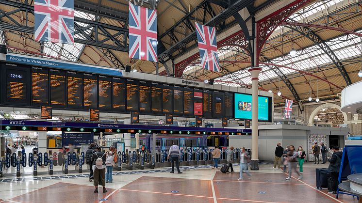 London Victoria concourse expansion: retail units will be removed to improve access to platforms
