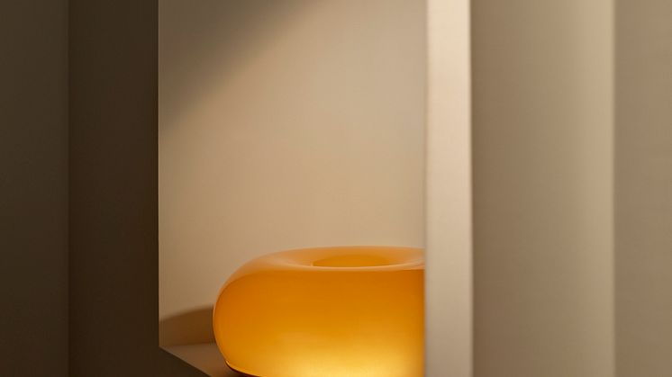 VARMBLIXT LED table:wall lamp 379 DKK .jpg1
