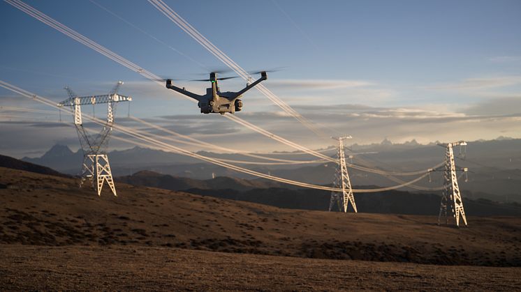 Electrical Transmission Tower-Day time working 1.jpg