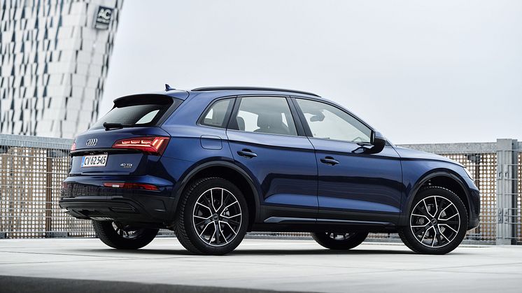 Audi Q5 (Navarreblå)