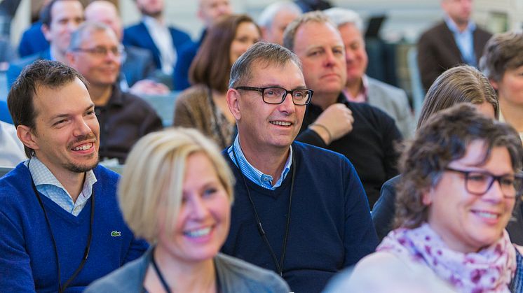 Et farvel til dagens strømregning | Energipåfyll i 2016 | Out of office? - Nyhetsbrev fra LOS Energy