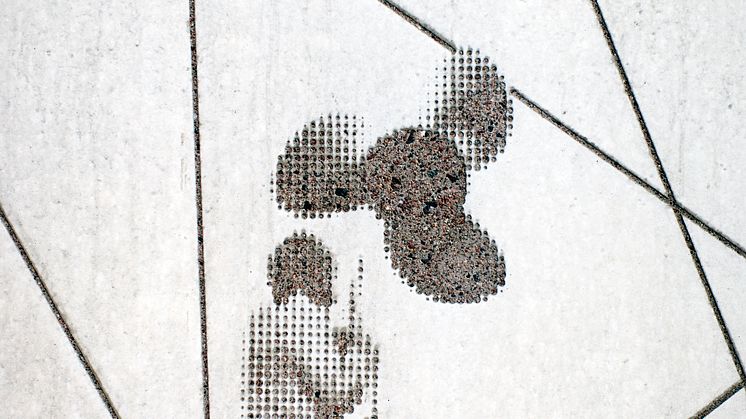 S:t Eriks smyckar Kockums park med Graphic Concrete