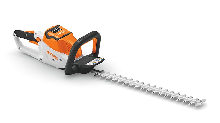 Nya häcksaxen HSA 50 från STIHL är utvecklad för att underlätta både större och mindre trädgårdsprojekt, häckar som buskar. 