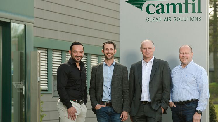 Neu bei Camfil (v.l.n.r.): Bekim Shabani und Adis Odobasic / Vertrieb Außendienst , Carsten Groth /  Vertriebs- und Marketingleiter, Ulrich Overwin / Produktionsleiter