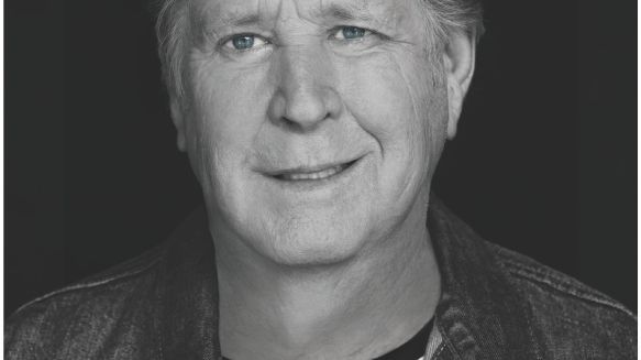 Brian Wilson från The Beach Boys kommer till Sverige och Malmö Live den 7 november för att framföra albumet Pet Sounds.