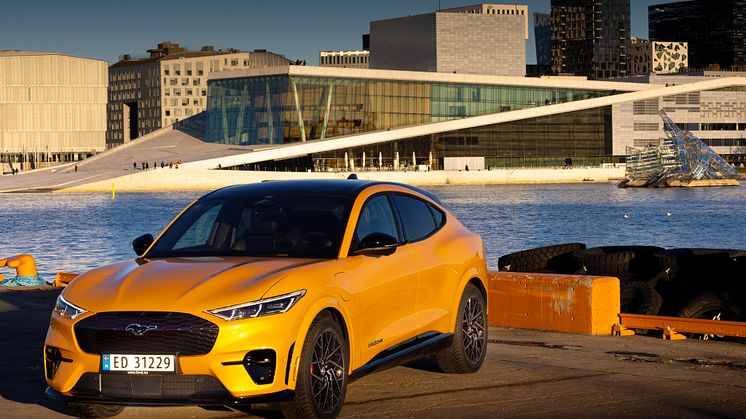 Ford Mustang Mach-E GT 2021 