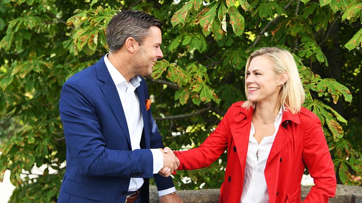 Johan Haack, CIO KGK Group och Sara Schill, VD Winassist Systems AB