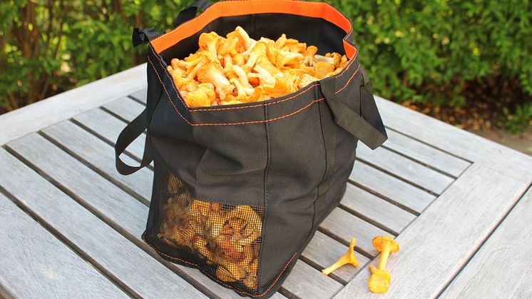 Svampväskan rymmer 10 liter. 