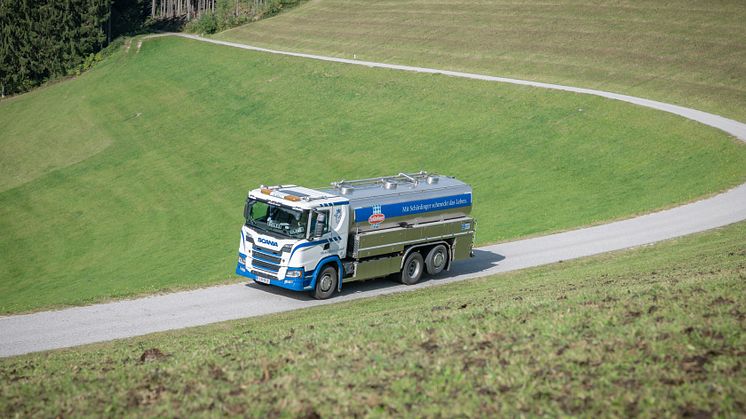 Milchtransport der Firma Michael Hell Transporte GmbH