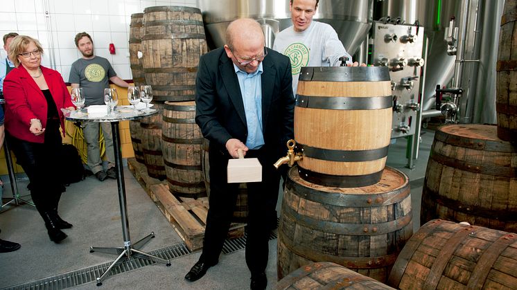 Nu invigs Stockholms nya hantverksbryggeri  – Bryggeri och restaurang med öl och mat i perfekt harmoni