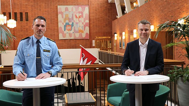 mattias ramsö och ulf olsson paskrift.jpg