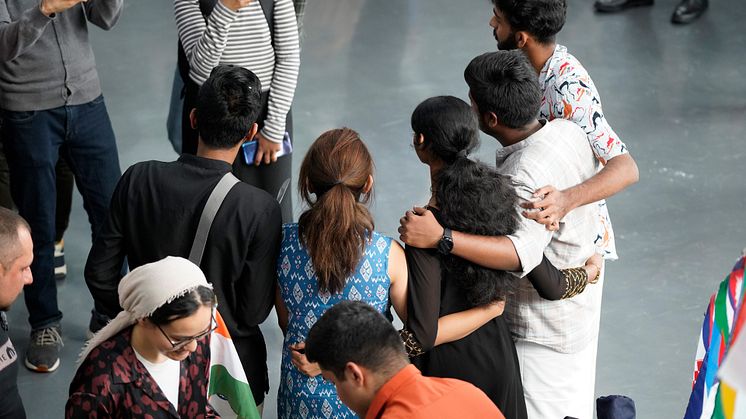 Beim Internationalen Nachmittag am 16. Mai stellen Studierende und Mitarbeitende der TH Wildau ihre Heimatländer mit kulinarischen Spezialitäten, Traditionellem und Infomaterial vor. (Bild: Mareike Rammelt / TH Wildau)