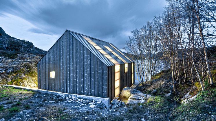 Traditionell norwegisches Bootshaus - Kebony Fassade
