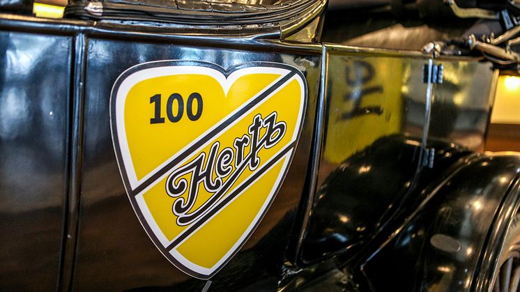 Hertz100 sajtotajekoztato
