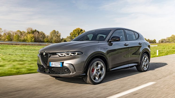 Alfa Romeo Tonale Plug-In Hybrid Q4 - Dynamic (23)