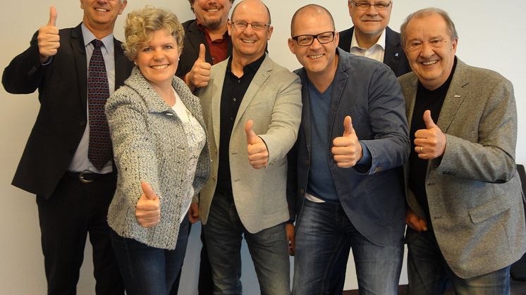 (v.li.): Hans Rüdiger Kaufmann, Claudia Becker, Georg Rapp, Ralf Becker, Mathias Kollmann, Peter Krötenheerdt, Helmut Seßler.