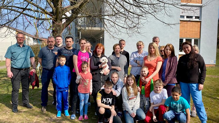 Leben aktuell wie eine große Familie zusammen: 23 Menschen aus der Ukraine wohnen seit vergangener Woche auf dem Gelände der Hephata-Jugendhilfe in Schwalmstadt. 