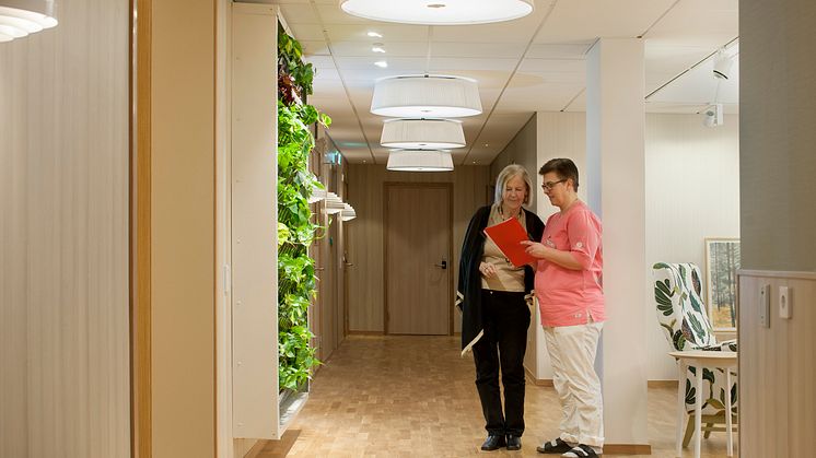 Humana äldreboende i Gävle - belysning i korridorer