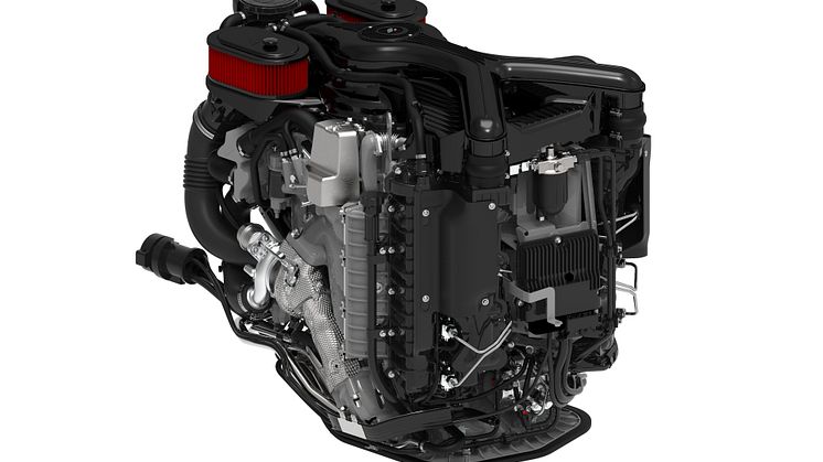 High-res image - Cox Powertrain - Cox Powertrain has been announced as the winner of the Marine Power and Propulsion category at the annual Seawork International Innovation Awards for its game-changing engine, the CXO300
