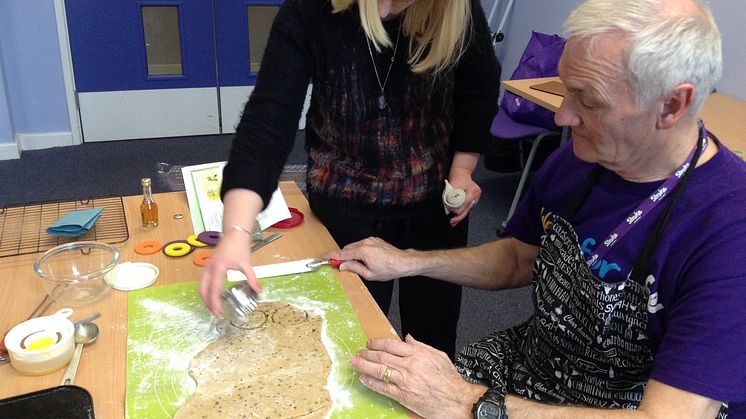 ​Redditch stroke survivor encourages budding bakers to Give a Hand and Bake