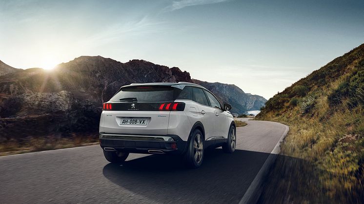 PEUGEOT_3008PHEV_2009RC_007