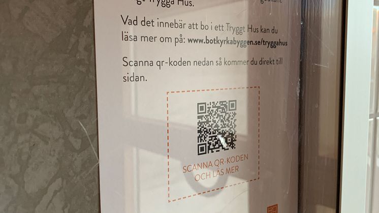 anslag Trygga Hus i trapphus.jpg