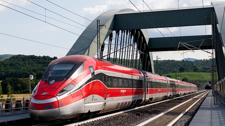 Hitachi-Bombardier partnership celebrates 10 years delivering Europe’s fastest high speed train 