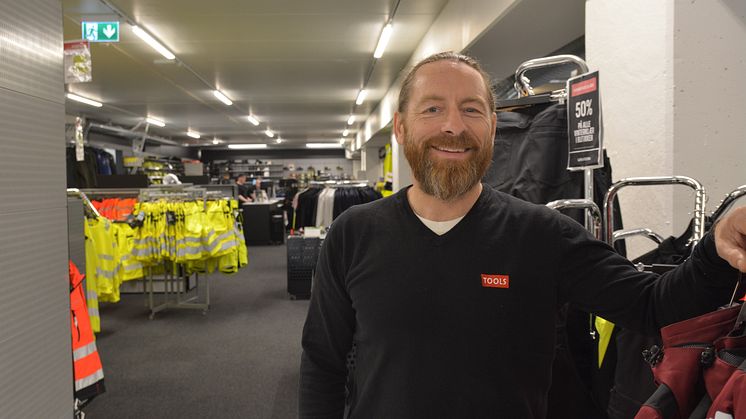 Den nye butikken, åpner 29. august, men åpningsfesten sparer vi til begynnelsen av september forteller butikksjef Leif Nielsen.