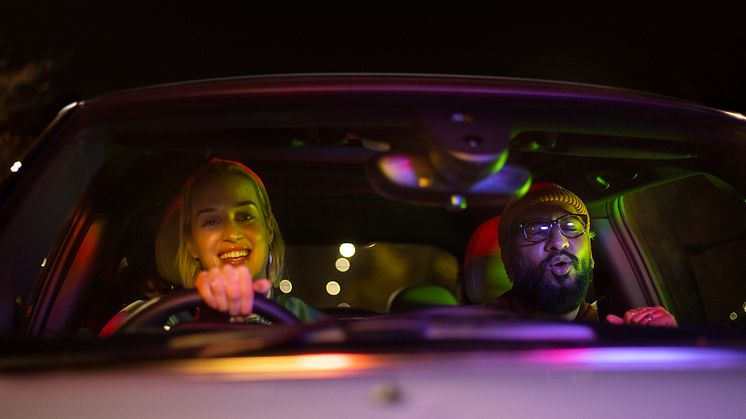 MINIltä rakkaudella: ”Driving home for Christmas” -jouluvideo esittelee MINI-yhteisöä ympäri maailmaa