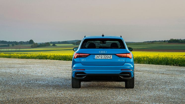 Audi Q3 45 TFSI e (Turboblå)