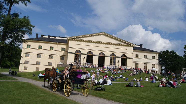Drottningholmsteatern startar säsongen med fri entré