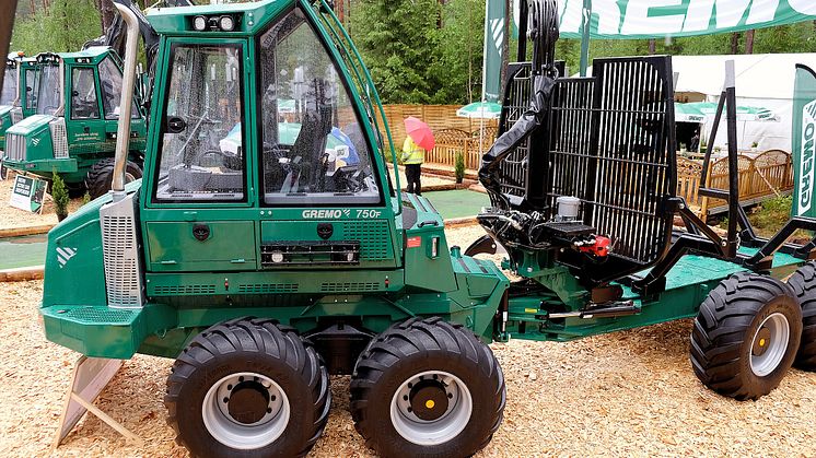 Gremo has taken 2 tonnes away from its new forwarder, the 750 F. It weighs 10.5 tonnes and loads 8.5. Photo: Elmia AB