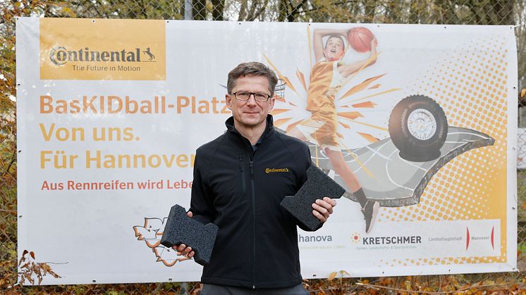 221125_PR_Continental_Extreme_E_Recycling (5)