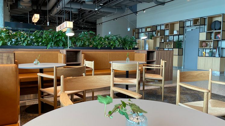Comfort Hotel Copenhagen Airport Barception Area5