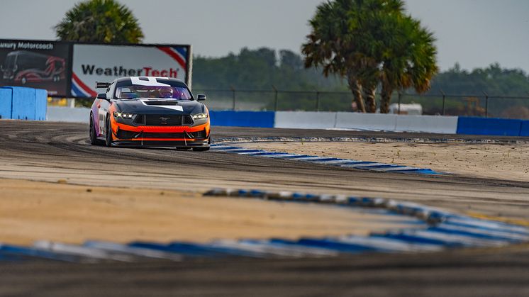 2023 Ford_Mustang GT4 (36)